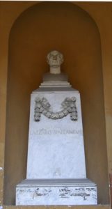 Monumento di Lazzaro Spallanzani
